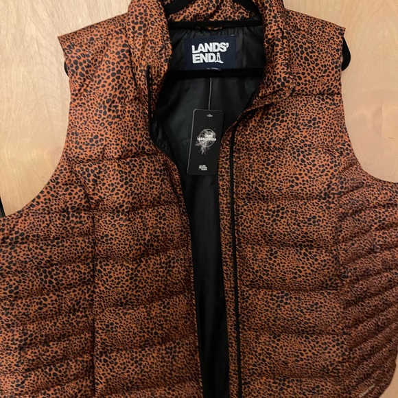 Lands' End Brown Leopard Print Puffer Vest - Picture 4 of 6